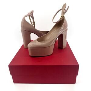VALENTINO Garavani Tan-Go Patent Leather Platform Pumps Sz 38.5 US 8.5 Luxury